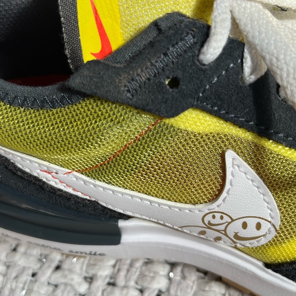 Nike Waffle One GO THE EXTRA SMILE Yellow DO5868-700 - Picture 8 of 11